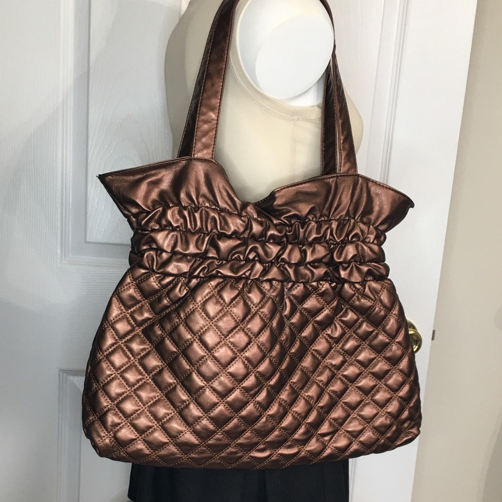 AMICI ACCESSORIES Quilted Tote/Shoulder Bag